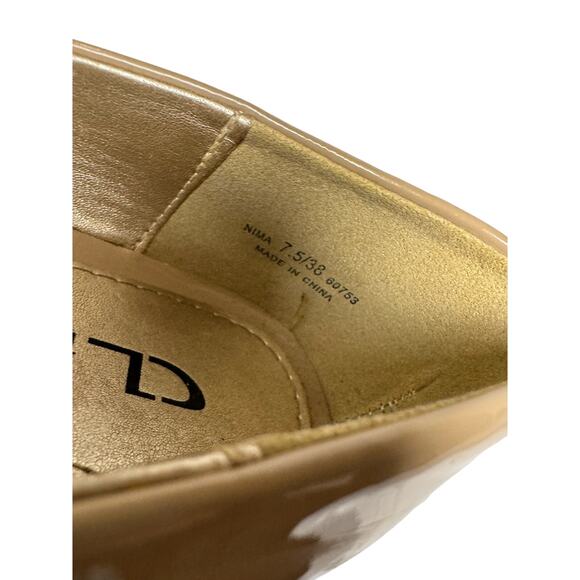 ￼CL By Laundry Tan Wedge Size  7 1/2 - Picture 5 of 8